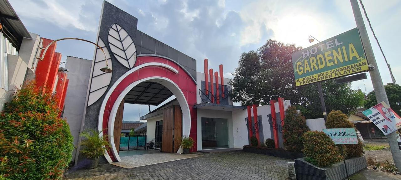 Oyo 90831 Hotel Gardenia Prambanan Solo Exteriör bild